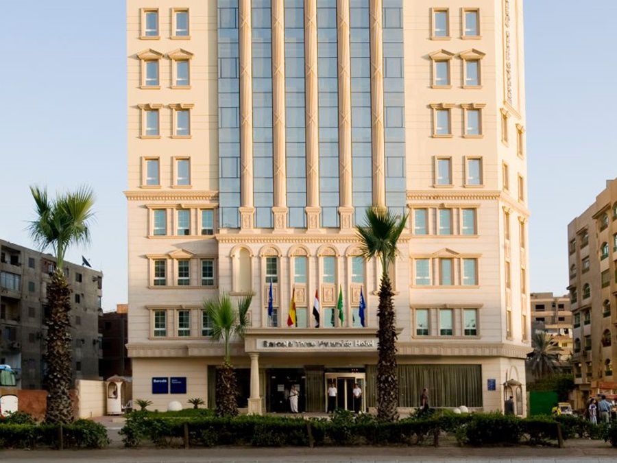 Hotel Barcelo Cairo Pyramids Giza Esterno foto