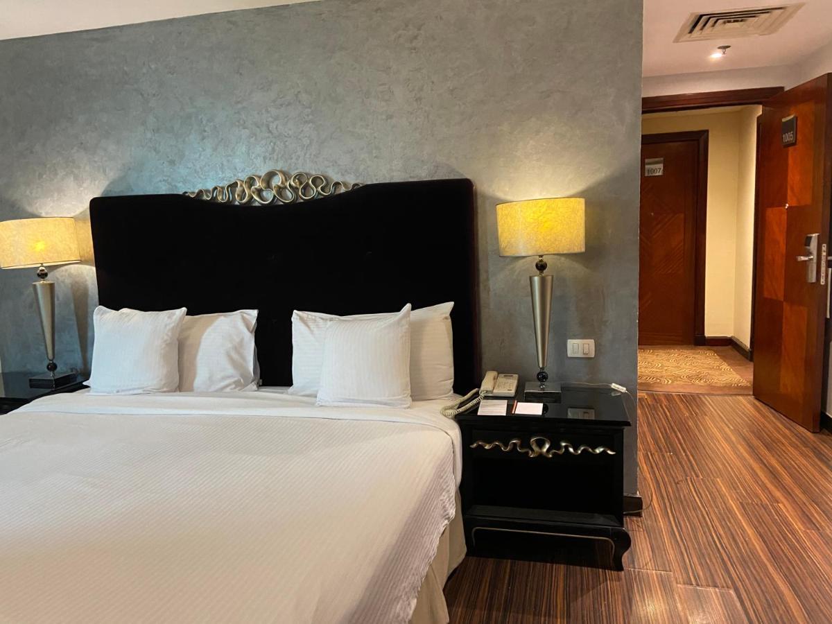 Hotel Barcelo Cairo Pyramids Giza Esterno foto