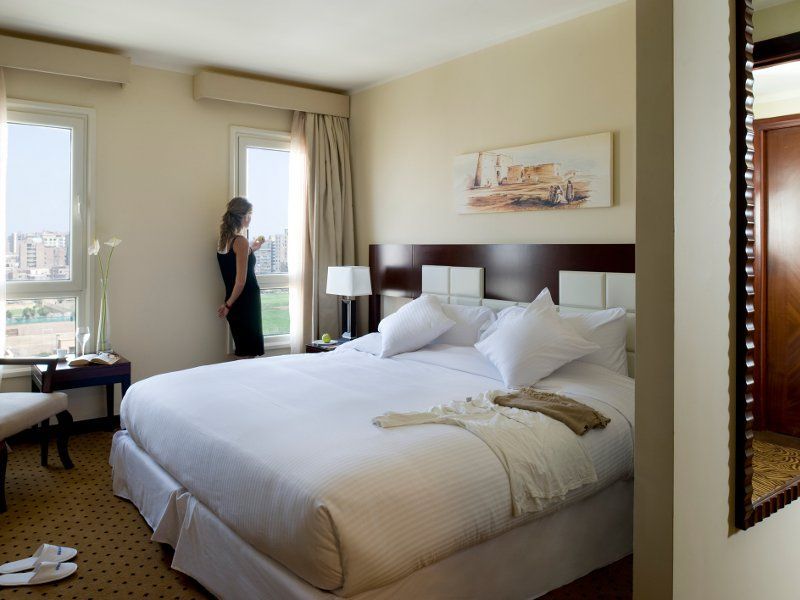 Hotel Barcelo Cairo Pyramids Giza Esterno foto